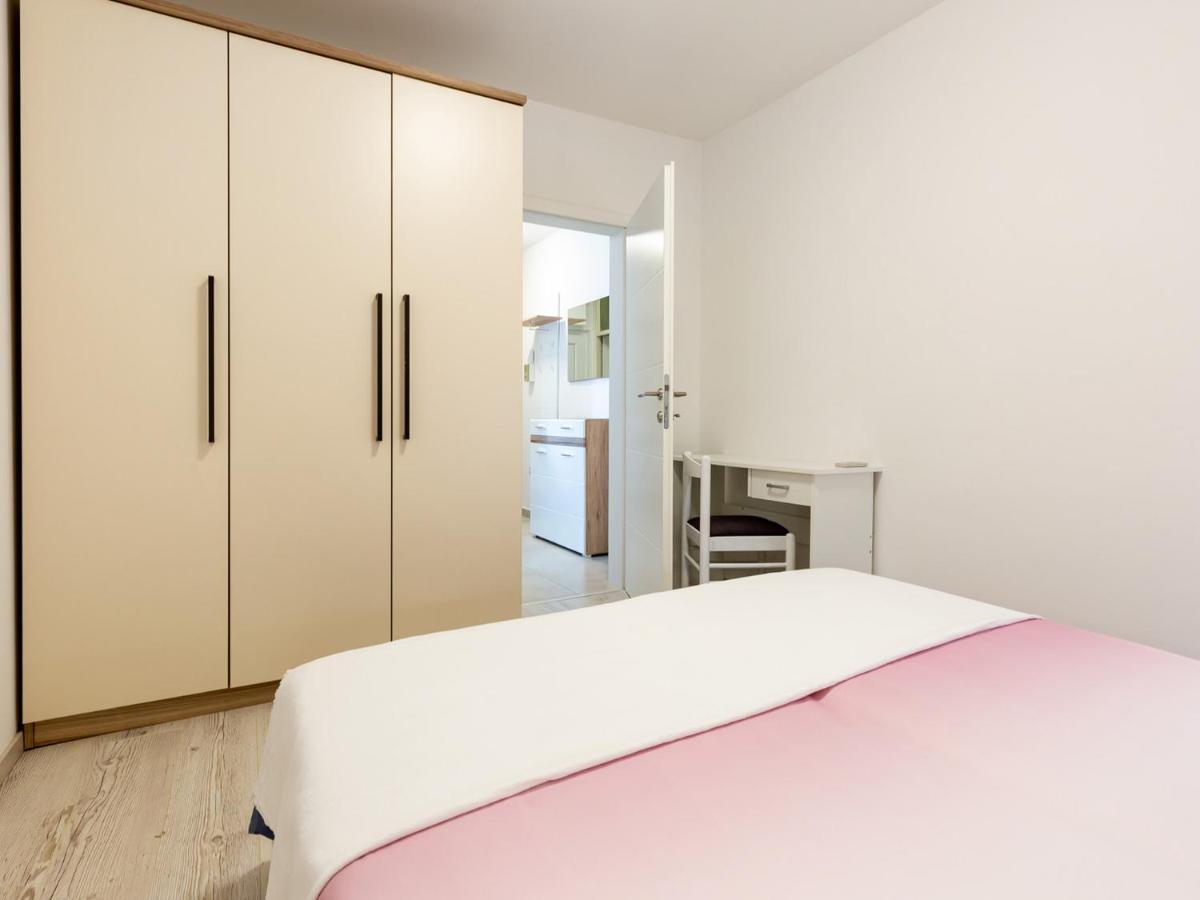 פורץ Amoroso Apartment 200M From Sea מראה חיצוני תמונה