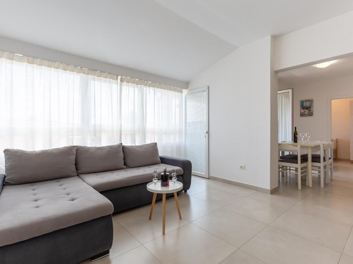פורץ Amoroso Apartment 200M From Sea מראה חיצוני תמונה